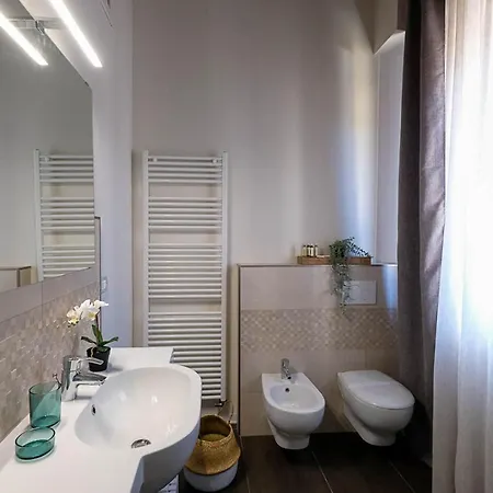 Πανσιόν And Βερόνα