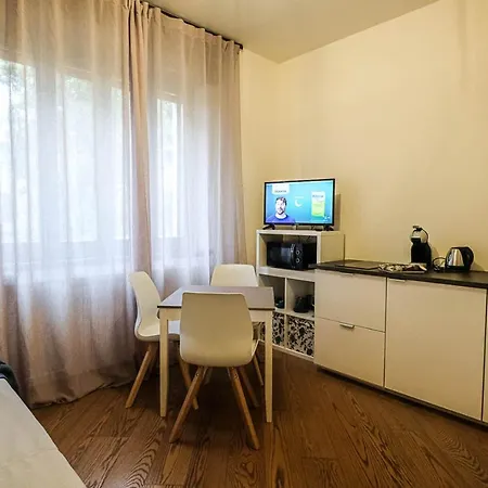 Pensionat And Verona